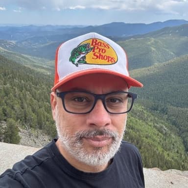 Jorge Peraza — Founder of MonkeysWorks